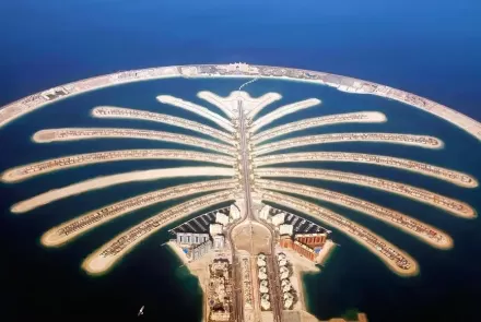 The Crescent, Palm Jumeirah, Dubai
